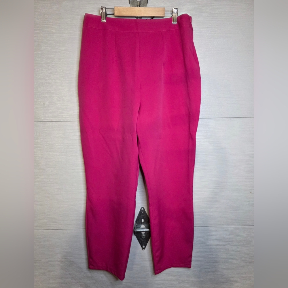 Boohoo Fuchsia Ankle Pants